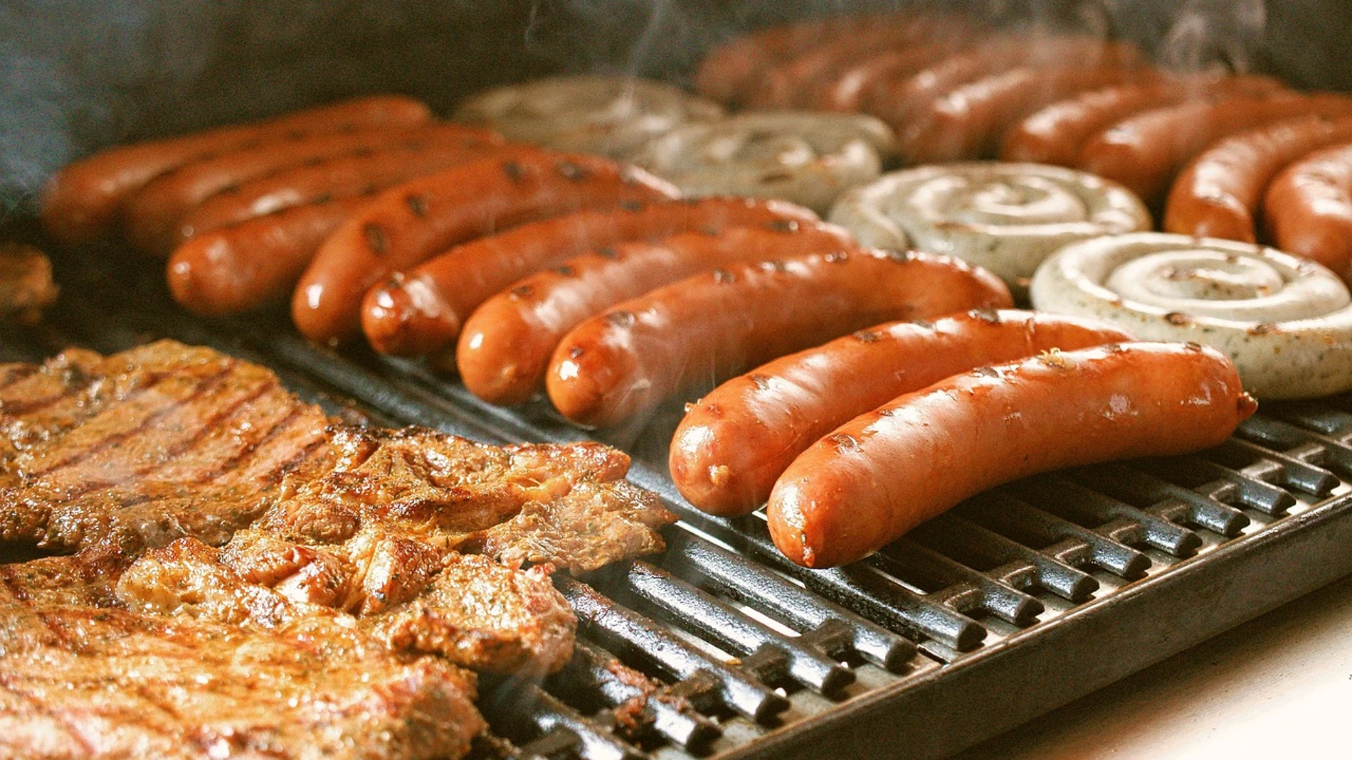 ¿Puedo hacer una barbacoa en mi terraza o jardín? Esto dice la ley