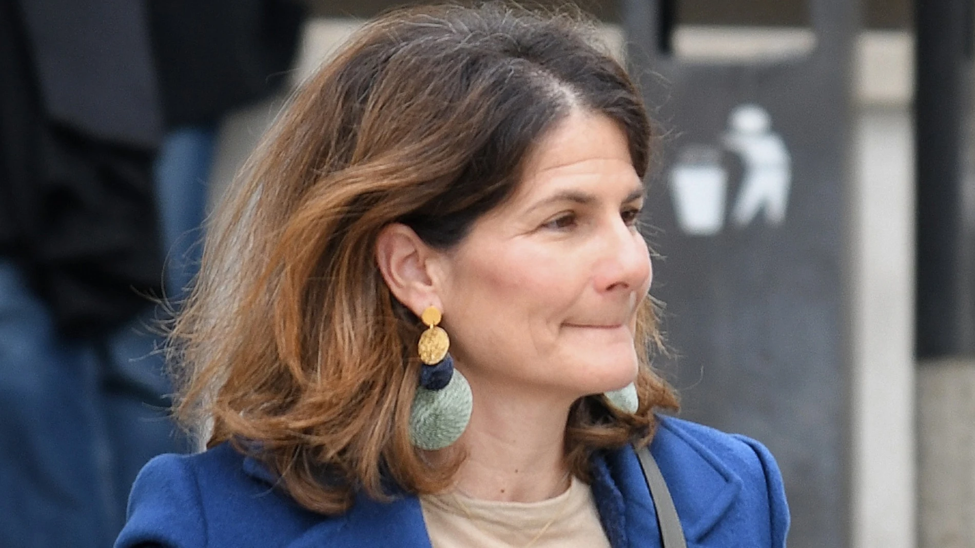 La directora de Google España, Fuencisla Clemares, izquierda, a su salida del juzgado de primera instancia de Plaza de Castilla para declarar como testigo por el "caso Begoña Gómez"Europa Press