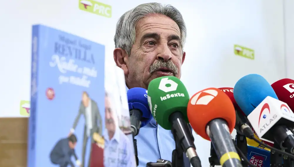 Revilla ve "mezquino" que el rey emérito le demande y se pregunta por qué él "y no Bárbara Rey o Corinna"