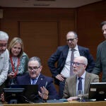 Gan Pampols tuvo problemas informático para poder mostrar su "pdf" a sus señorías, problema que solventó el personal de Les Corts