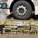 La Policía interviene en Madrid un cargamento de 50 kilos de cocaína oculto en un camión destino a Reino Unido
