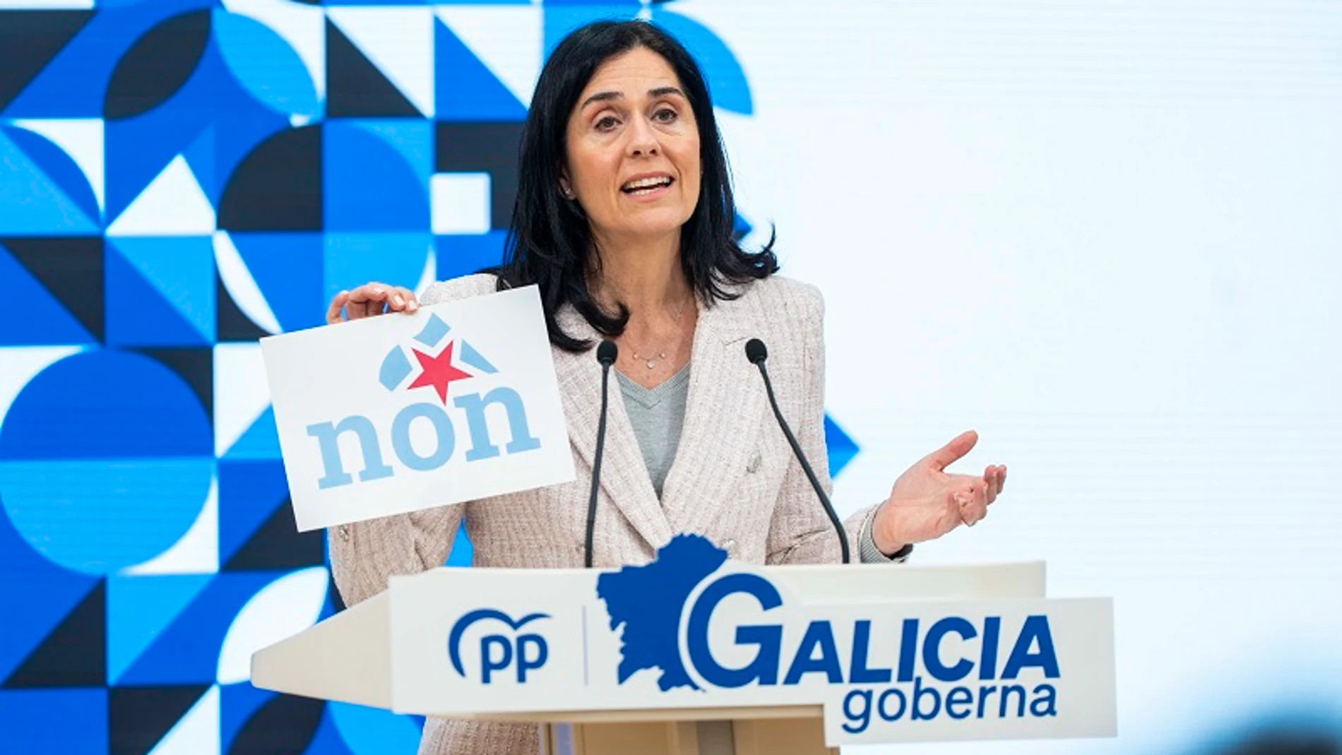 Paula Prado en rueda de prensa.