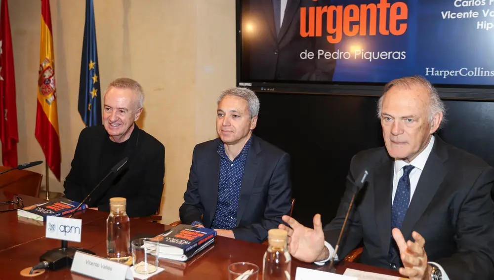 El periodista Pedro Piqueras presenta su libro "Cuando ya nada es urgente"