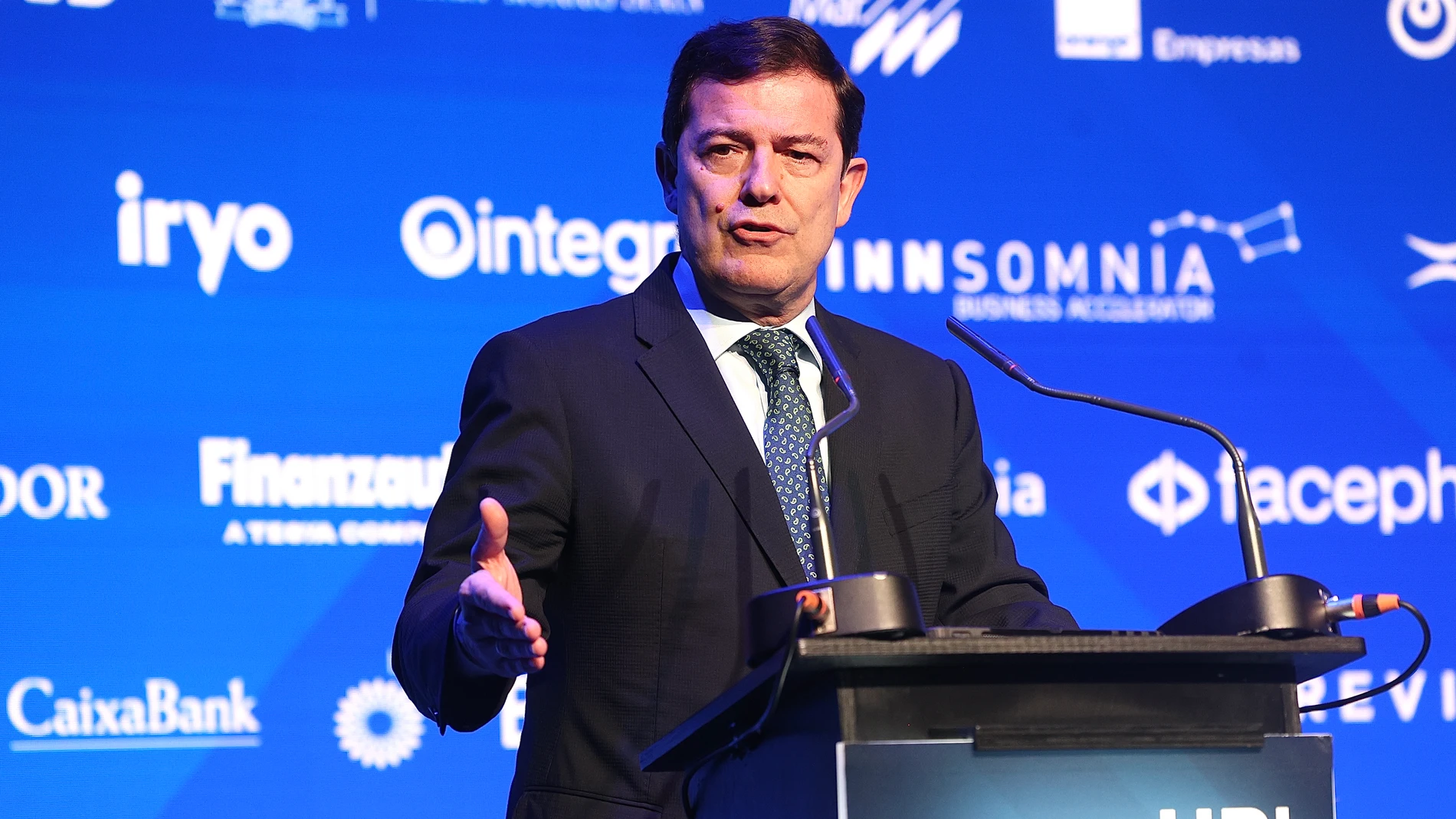 El presidente de la Junta, Alfonso Fernández Mañueco, participa en el V Foro Económico Español ‘Wake Up, Spain! Los desafíos de España ante el nuevo orden mundial'