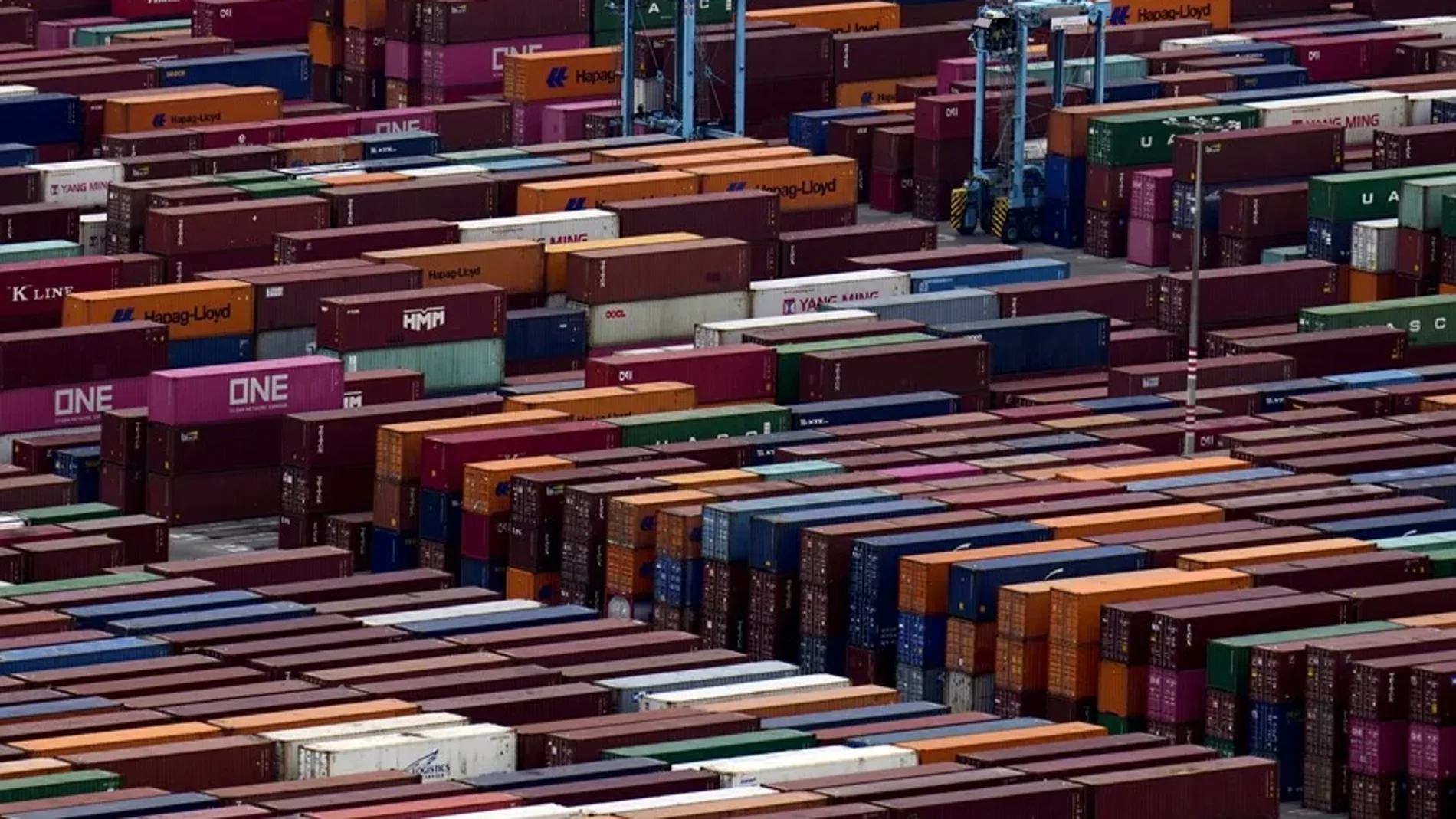 Vista de la terminal de contenedores del Puerto de Barcelona