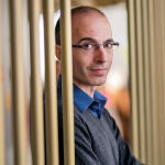 Yuval Noah Harari se ha convertido en referente filosófico actual