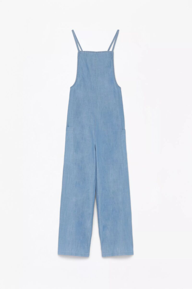 Mono denim.