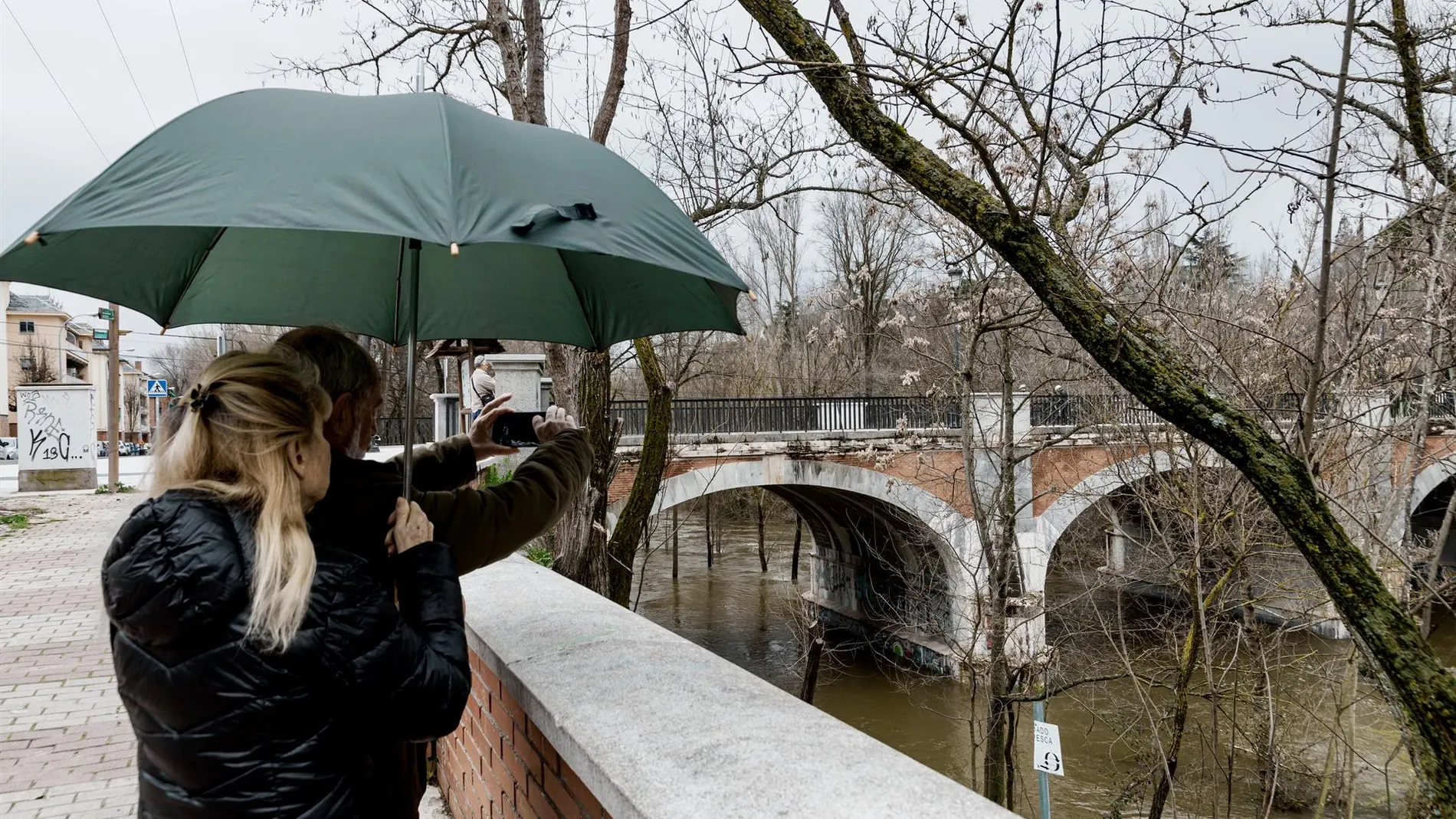 MADRID.-Las lluvias acumuladas en el presente año hidrológico continúan un 18% por encima de lo normal