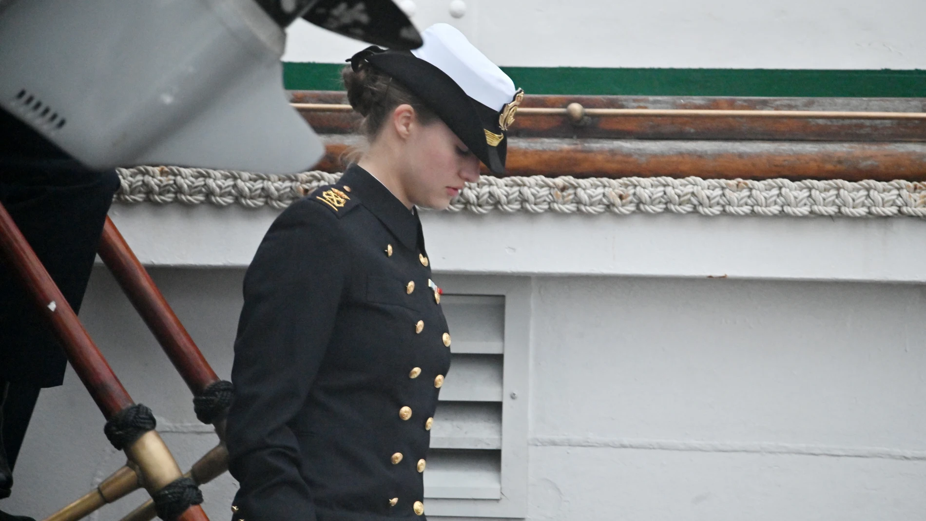 La Princesa Leonor en Valparaíso tras sus comentadas fotos en bikini.