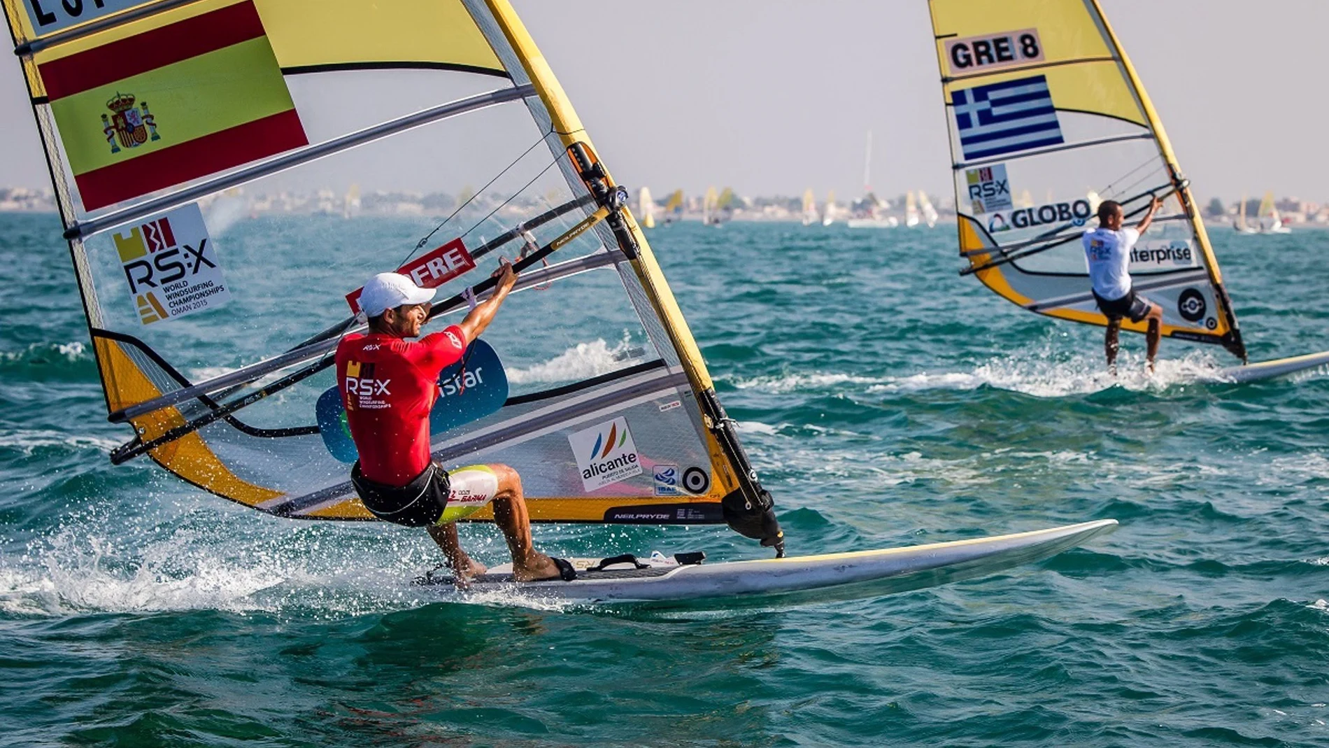 MURCIA.-El Mar Menor acoge este fin de semana el Campeonato de España de Windsurfer
