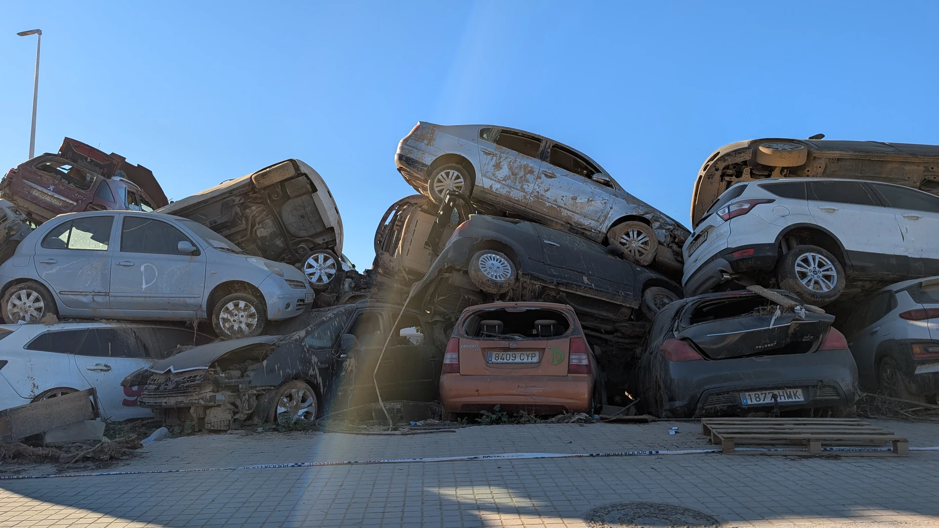 Sin coche tras la dana: se han dado de baja 127.388 vehículos y solo se han matriculado la mitad