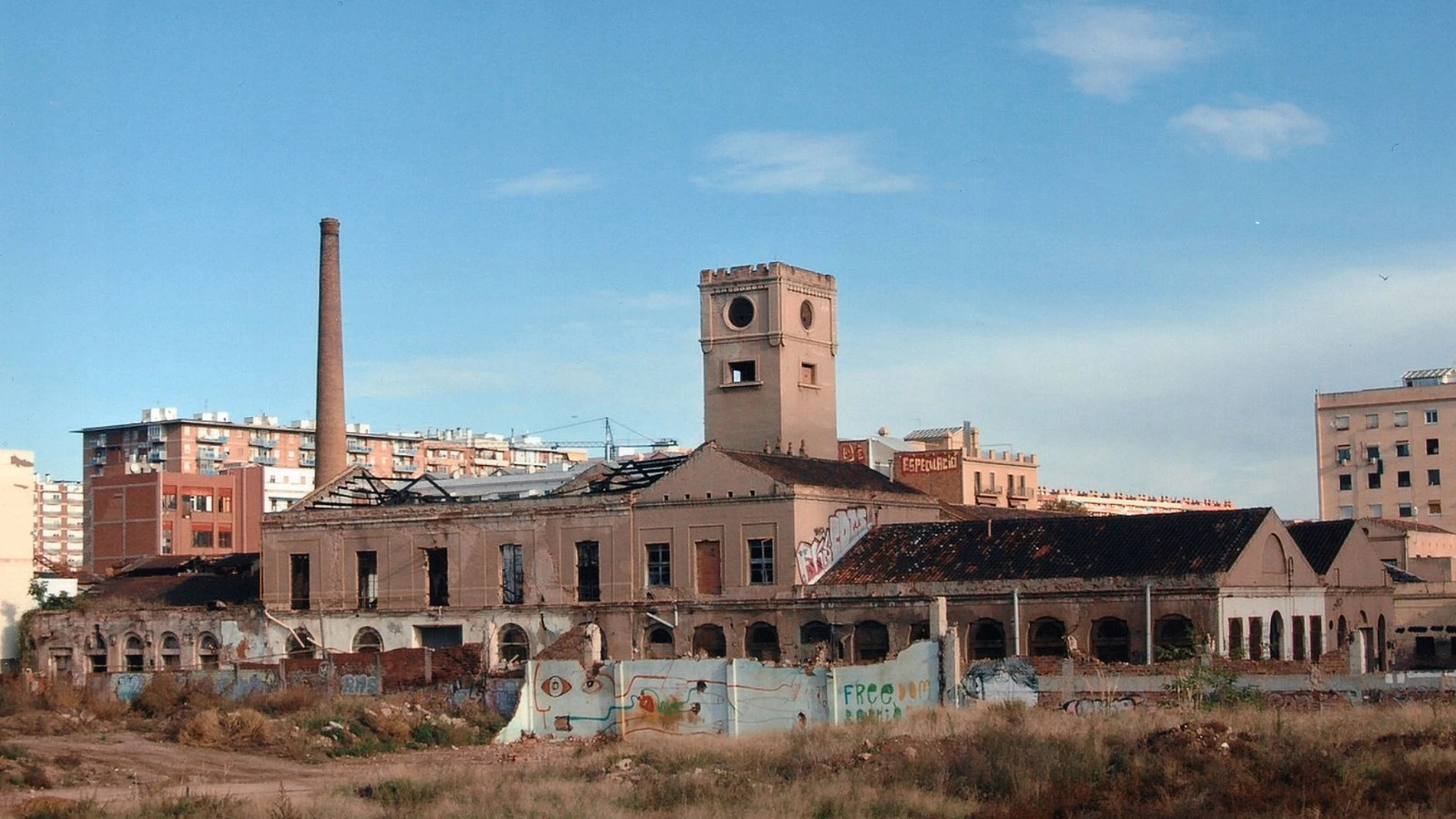 Exteriores de la fábrica Can Ricart