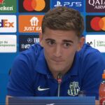 El gracioso momento de Gavi durante la rueda de prensa previa al Barcelona - Borussia Dortmund: "No tienen ni puta idea"