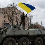 El jefe militar de la OTAN en Europa y general estadounidense contradice a Trump: "Rusia no está ganando la guerra" 