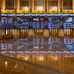 Economía/Bolsa.- El Ibex cae un 2,2% hasta 11.700 con la vigencia de los aranceles de Trump y respuesta de China y UE