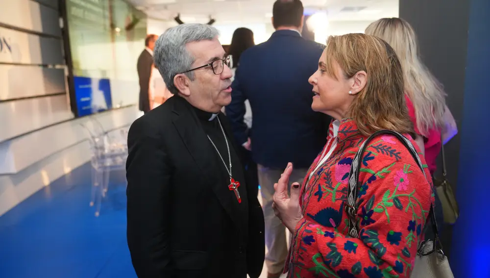 Desayuno informativo de José Cobo Cano, cardenal arzobispo de Madrid, en La Razón