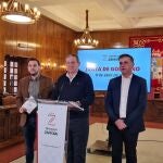 Javier Faúndez durante la rueda de prensa