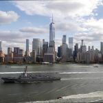 VÍDEO: Sucesos.- Un helicóptero se estrella en el río Hudson de la ciudad de Nueva York (EEUU)
