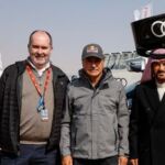 Rober Reid, junto a Carlos Sainz y Mohammed Ben Sulayem