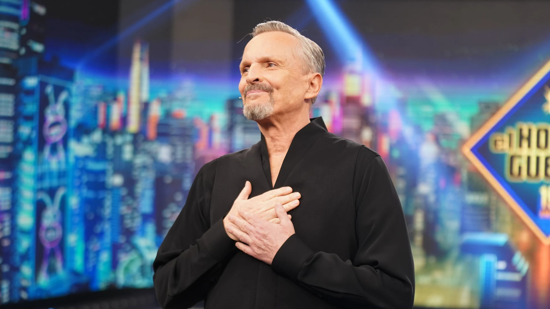 El exabrupto de Bosé que dejó helado el plató de "El Hormiguero": "Esos cretinos, príncipes de mierda"