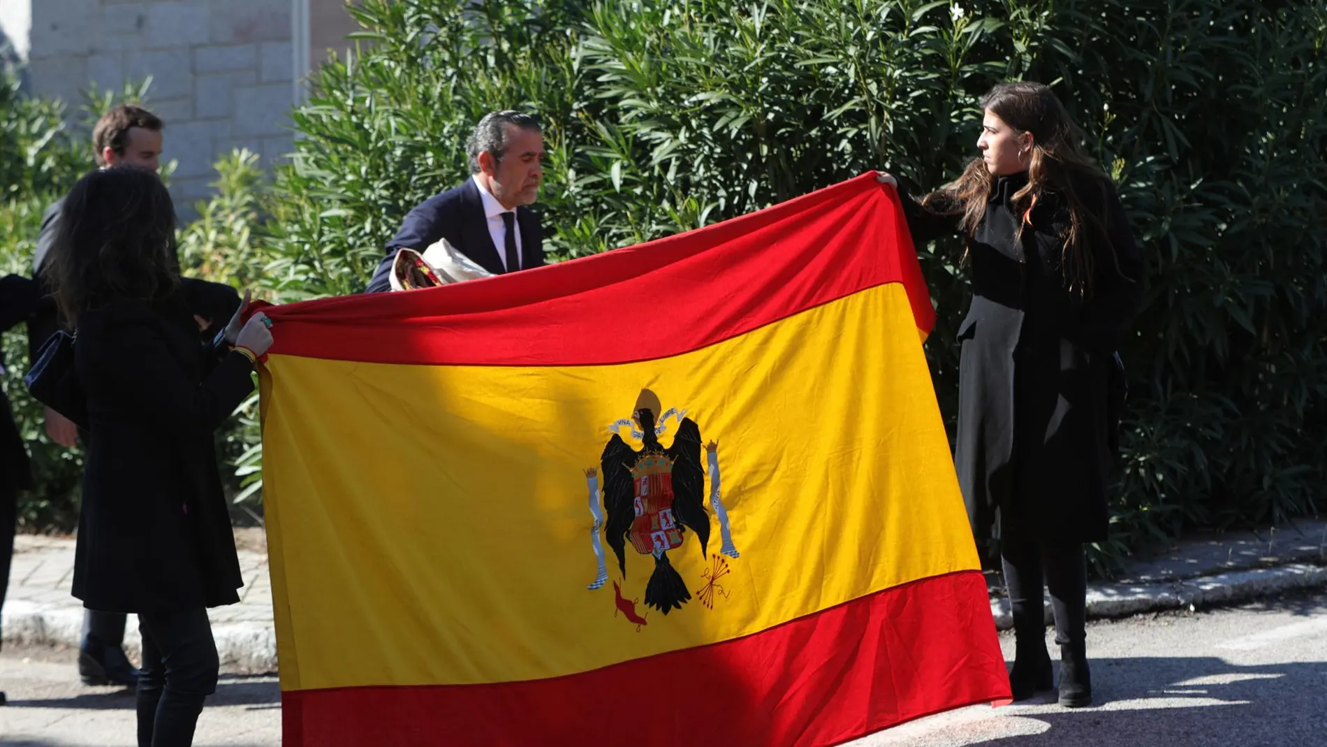 MADRID.-El Congreso aprueba la reforma para disolver asociaciones franquistas, con abstención del PP y el voto en contra de Vox