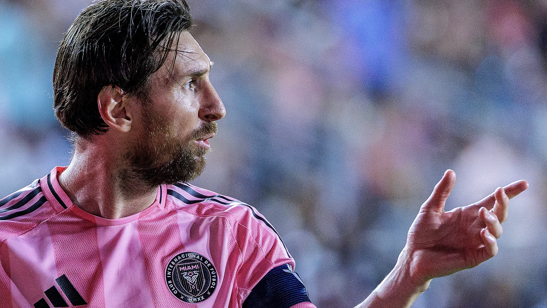 FORT LAUDERDALE (United States), 10/04/2025.- Inter Miami forward Lionel Messi reacts during the Inter Miami CF vs. Los Angeles FC Concacaf Champions Cup quarter final second leg match at Chase stadium in Fort Lauderdale, Florida, USA, 09 April 2025. EFE/EPA/CRISTOBAL HERRERA-ULASHKEVICH