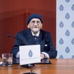 CANTABRIA.-Cantabria concederá este verano su Medalla de Oro a Álvaro Pombo, un escritor "excepcional"