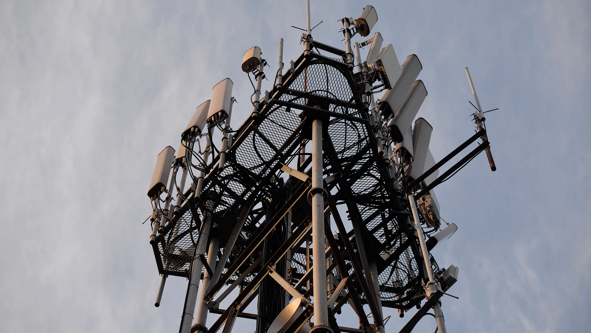 Los tres colosos de las telecomunicaciones españoles han protestado por las tasas