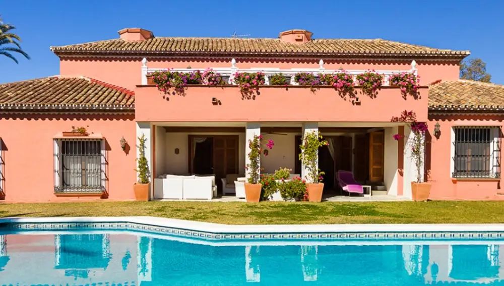 La villa de lujo de 1.200 euros la noche donde Ábalos disfrutó de sus vacaciones gratis