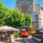 ¿El tren más bonito de España? Descubre por qué todos quieren subir a la joya ferroviaria de Sóller 