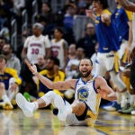 Stephen Curry y los Warriors tendrán que disputar el "playin"