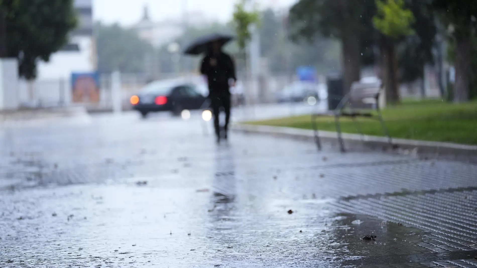 Siguen las lluvias y los cielos nubosos un día más en Castilla y León