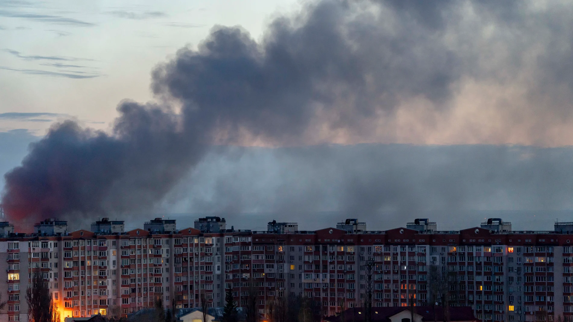 April 12, 2025, Kyiv, Kyiv City, Ukraine: Smoke rising after Russian drone attack with Shahed drones on Ukraine's capital Kyiv. Europa Press/Contacto/Andreas Stroh 12/04/2025 ONLY FOR USE IN SPAIN