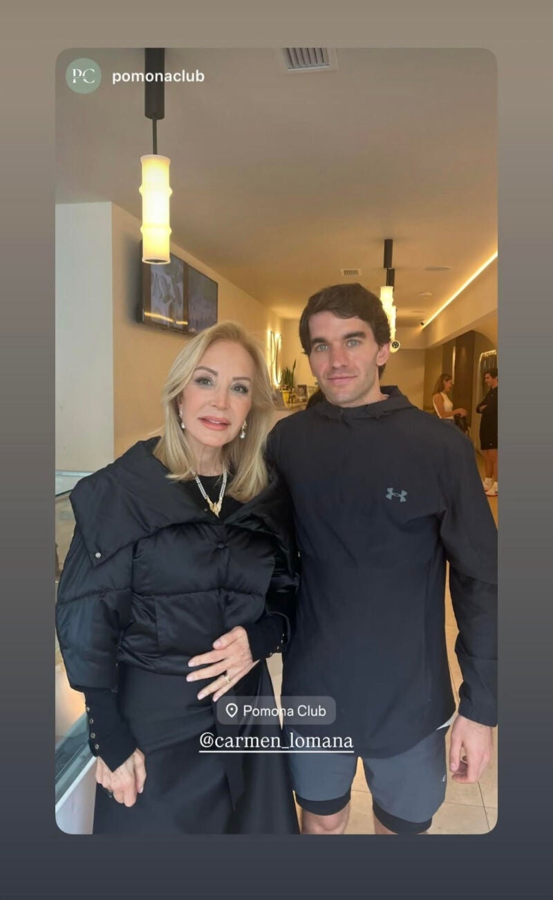 El look de Carmen Lomana.
