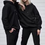 Amazon rebaja esta sudadera Under Armour a su precio más bajo: cómoda, versátil y con logo discreto
