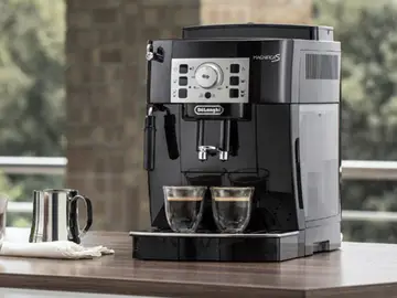 De'Longhi Magnifica S De'Longhi Magnifica S