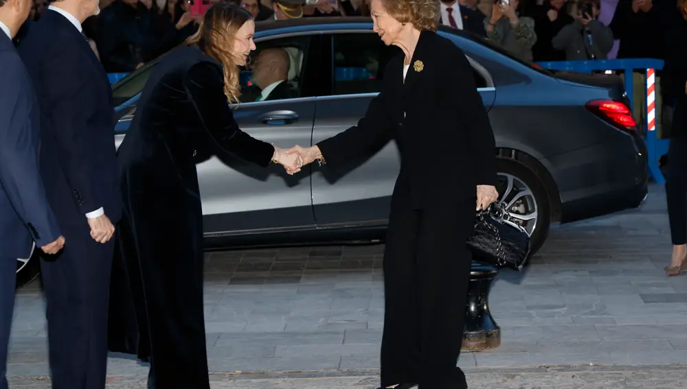 La reina Sofía asiste al concierto en favor del Proyecto Hombre en la catedral de Palma