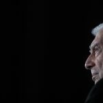 El escritor peruano Mario Vargas Llosa durante la presentación de su serie "Una vida en palabras", hoy en la capital mexicana. 
