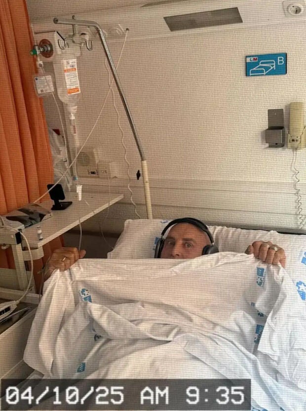 Kiko Matamoros en una imagen desde el hospital