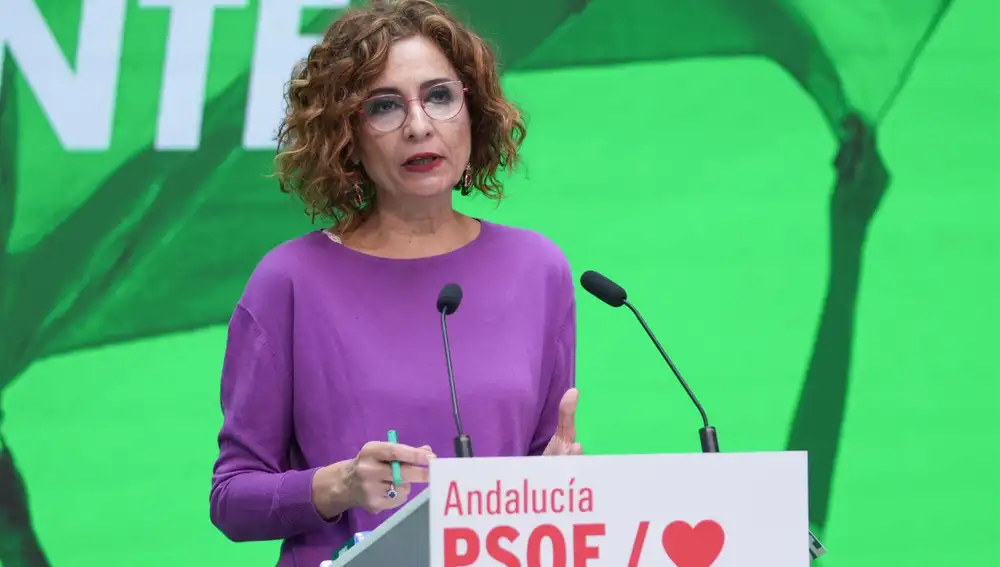 Fútbol.- La ministra María Jesús Montero acusa en el CIS sus controvertidas palabras sobre Dani Alves