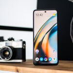 Un smartphone con una versión antigua de Android