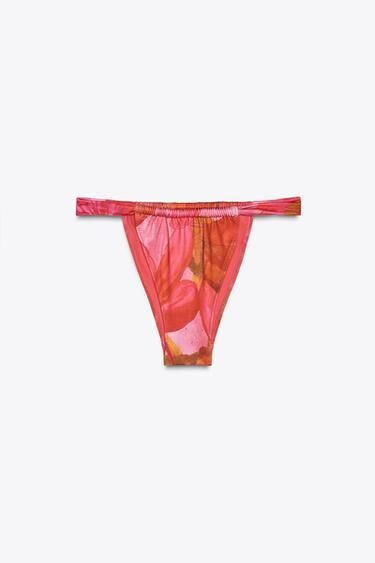 Braguita cortinilla estampada.