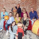 TVE tira la casa por la ventana para presentar a "La familia de la tele"