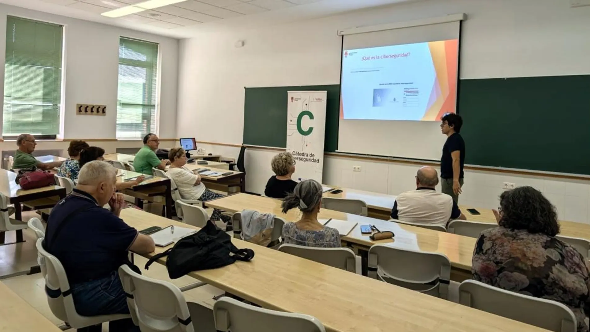 Talleres sobre ciberseguridad impartidos por la ULE y el INCIBE