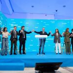 Rueda con los conselleiros, esta mañana. 