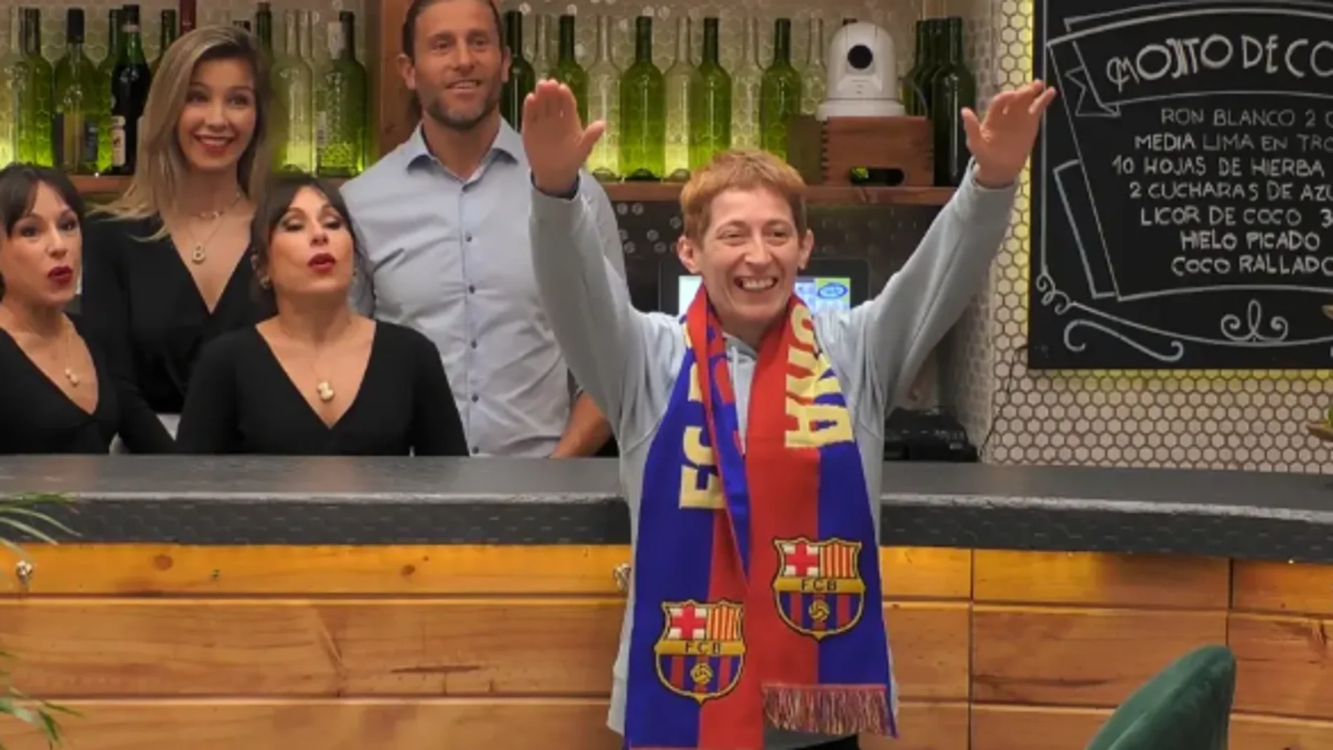 Miriam revoluciona 'First Dates' al ritmo del himno del Barça