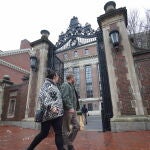 La Administración Trump congela 2.200 millones de dólares en subvenciones para la Universidad de Harvard
