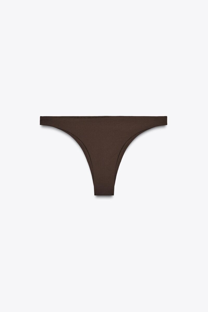 Braguita bikini.