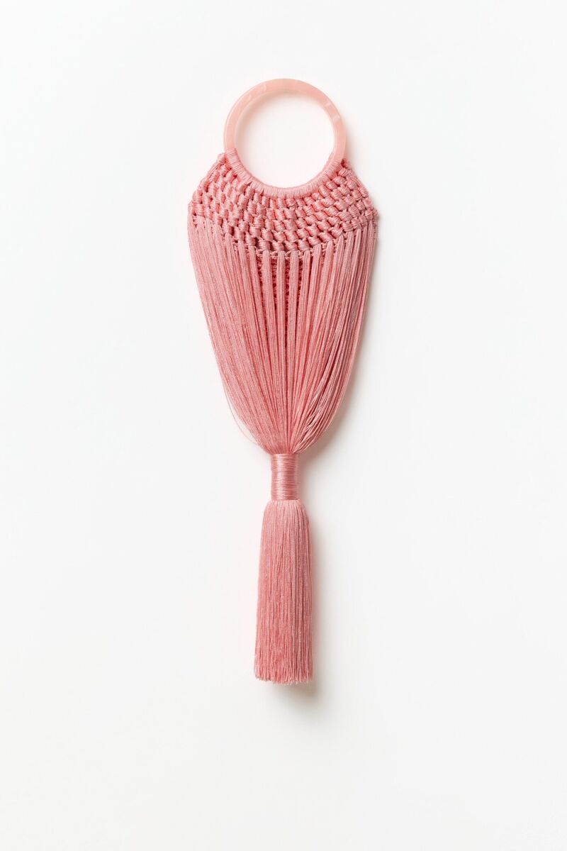Bolso de macramé.