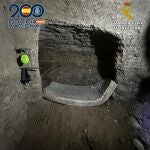 La galería de tiro subterránea construida a mano desarticulada